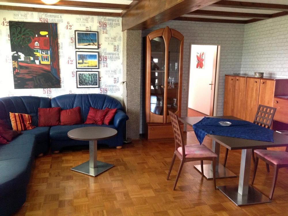 Hegaustern Hostal Engen Habitación foto